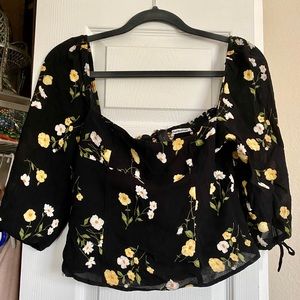 Reformation Grove Top *OFFERS ACCEPTED*